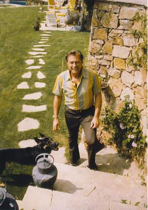 Lex Barker (6) in seiner spanischen Villa.jpg